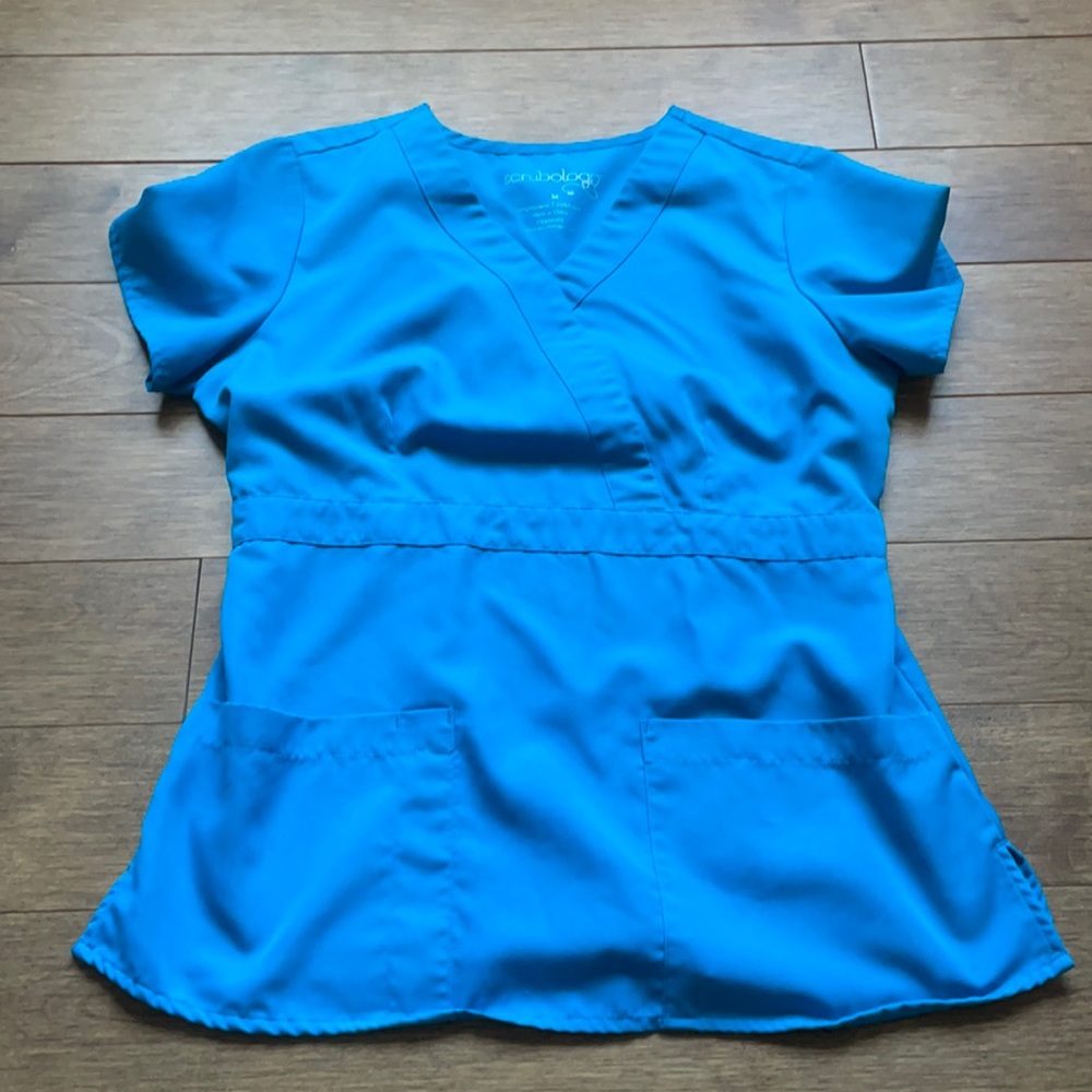 Scrubology scrub set